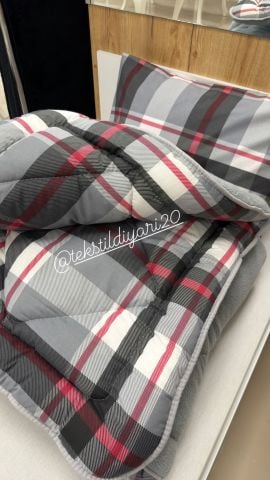 Tekstil Diyarı Tek Kişilik Çift Taraflı Welsoft Yorgan Ekose