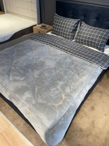 Tekstil Diyarı Çift Kişilik Welsoft Yorgan Yastıklı Antrasit Kare