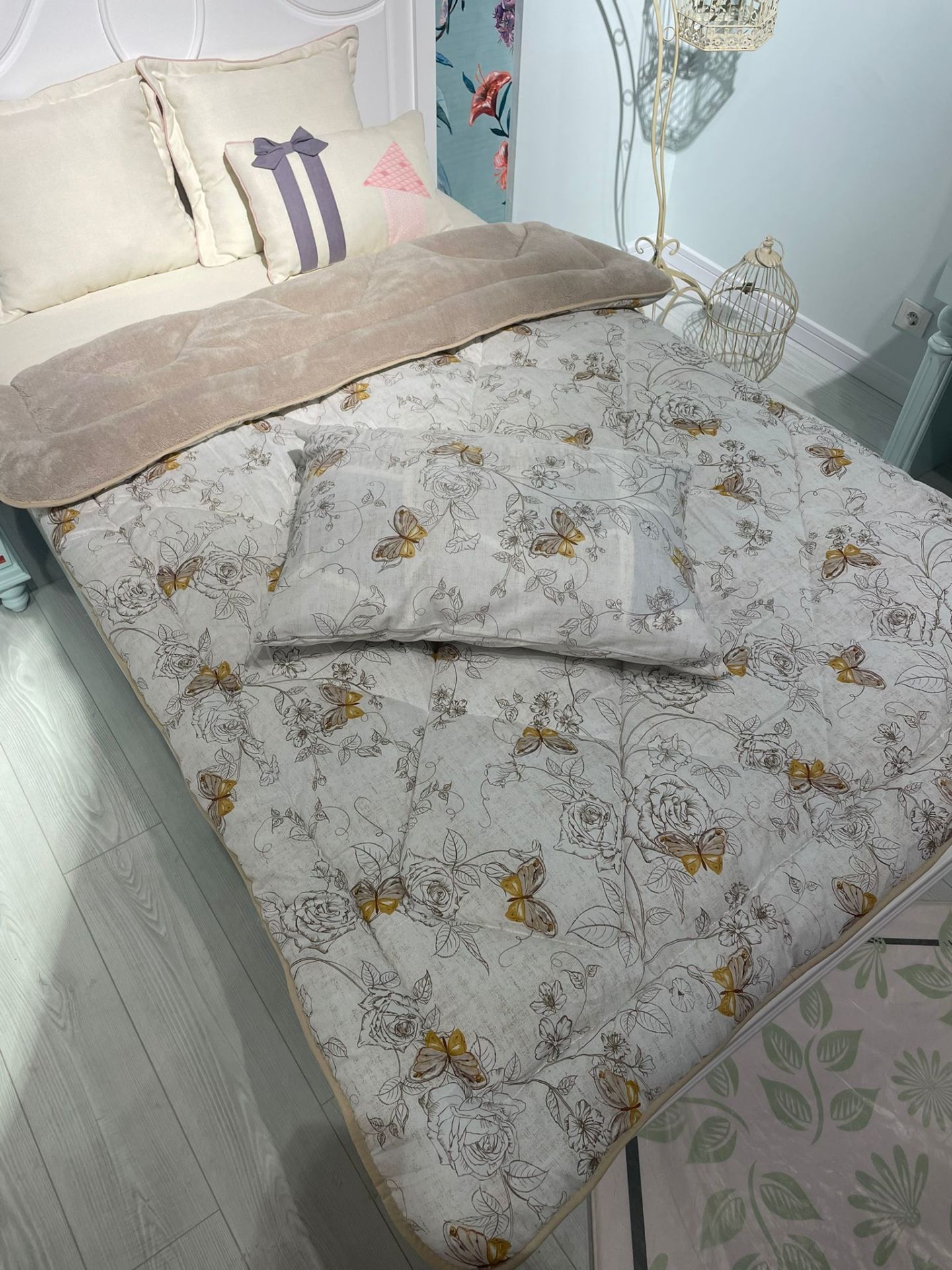 Tekstil Diyarı Tek Kişilik Çift Taraflı Welsoft Yorgan Bej Kelebek