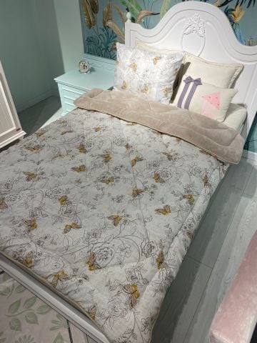 Tekstil Diyarı Tek Kişilik Çift Taraflı Welsoft Yorgan Bej Kelebek