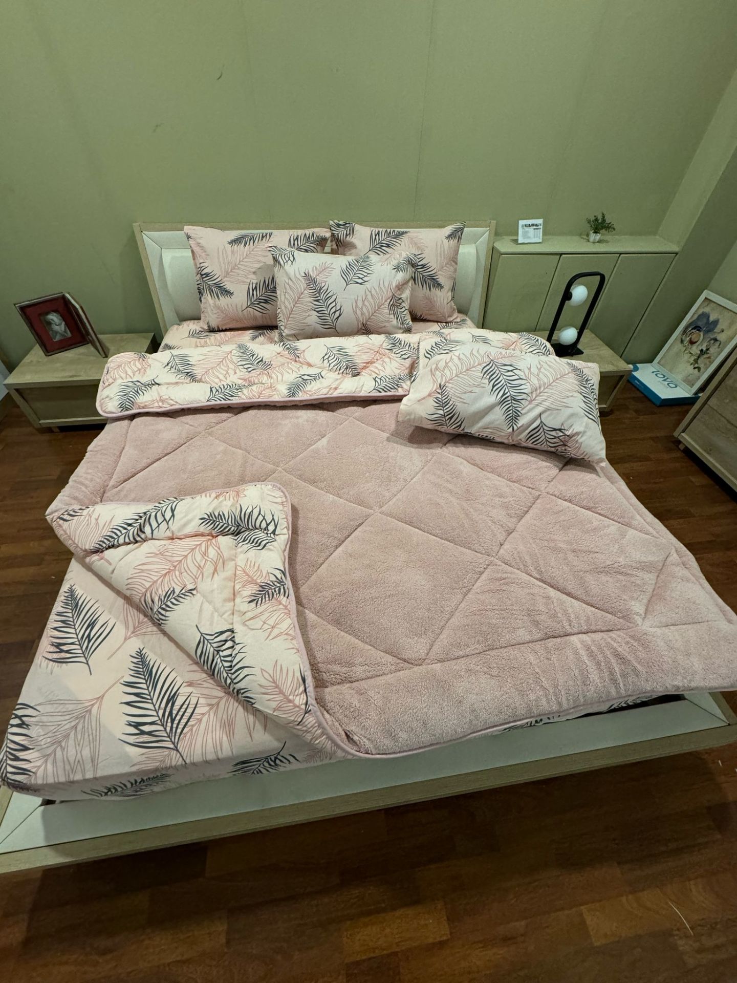 Çift Kişilik Welsoft Pufidik Uyku Seti Pudra Tüy (Lastikli Çarşaflı)