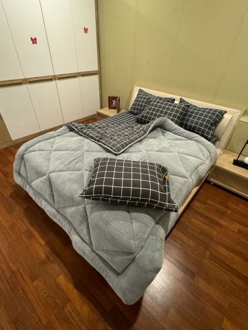 Çift Kişilik Welsoft Pufidik Uyku Seti Antrasit Kare (Lastikli Çarşaflı)