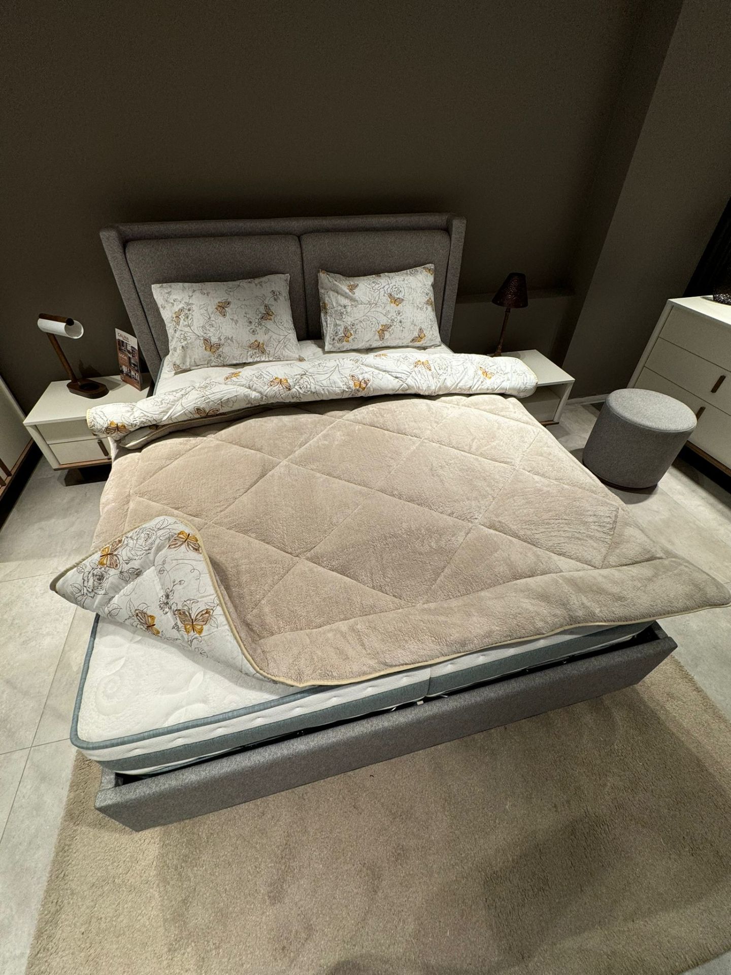 Tekstil Diyarı Çift Kişilik Welsoft Yorgan Yastıklı Bej Kelebek