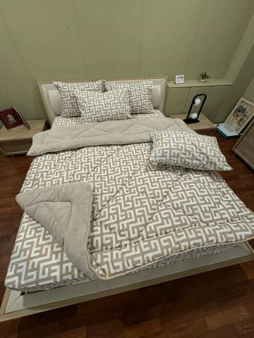 Çift Kişilik Welsoft Pufidik Uyku Seti Bej Labirent (Lastikli Çarşaflı)