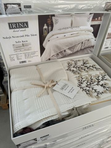 İrina Nakışlı Nevresimli Pike Takımı Sofia Krem