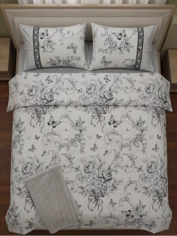 Ünlü Markaların Outlet Çift Kişilik Nevresim Takımı ( Çarşafı Lastikli) Kelebek