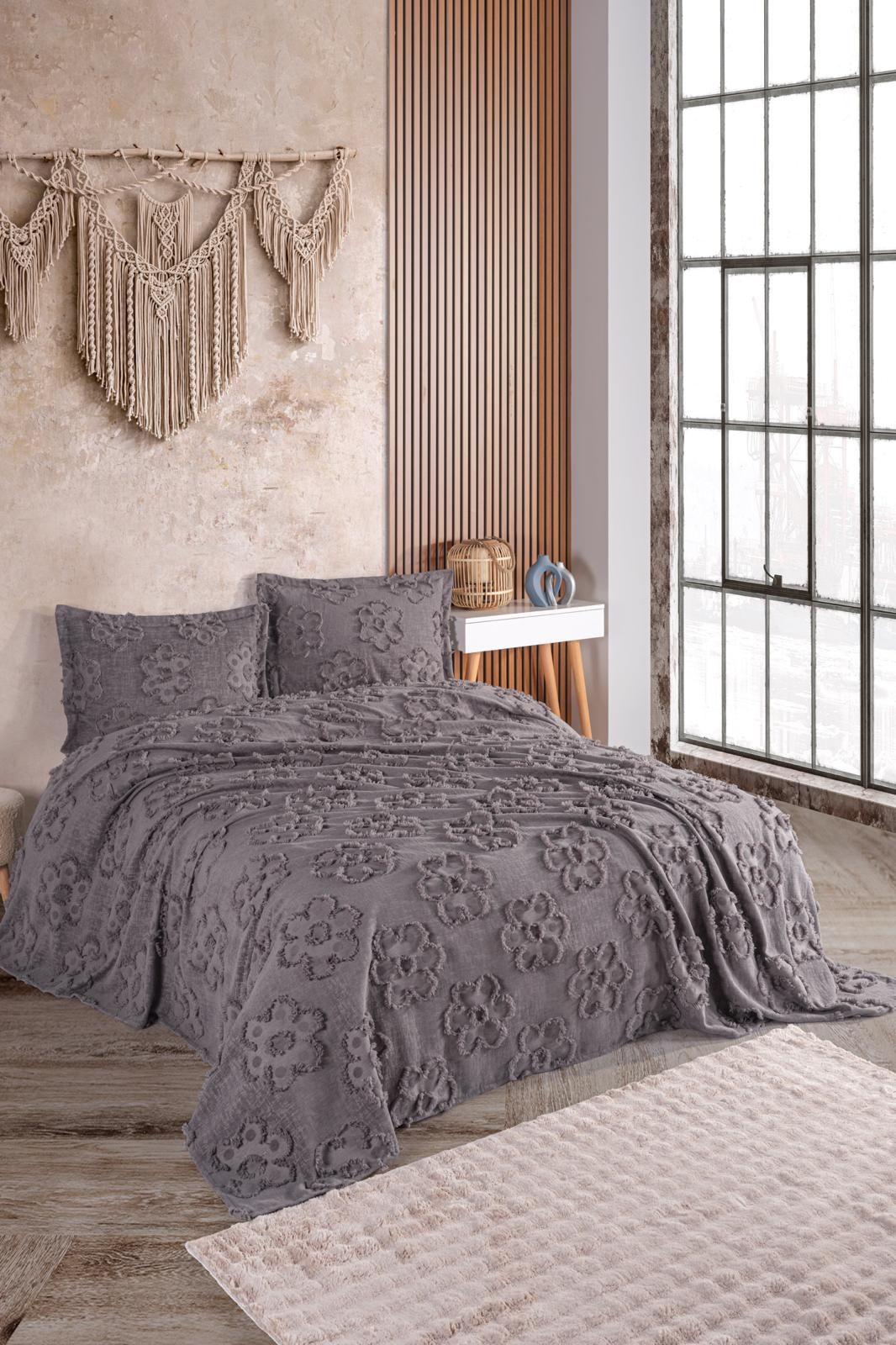 Violacasa Estiva Puffy Battal Boy Yatak Örtüsü Antrasit Papatya