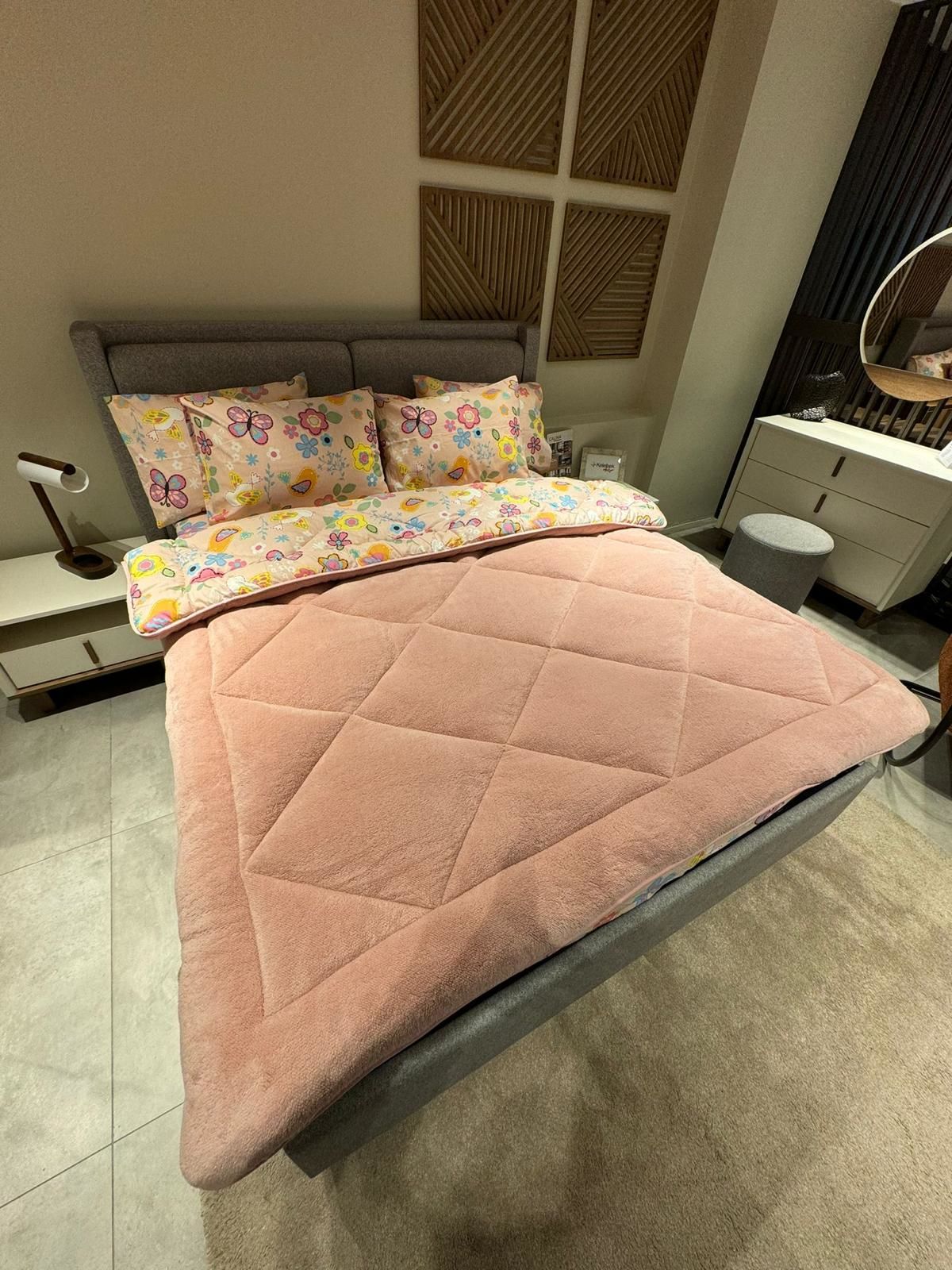 Çift Kişilik Welsoft Pufidik Uyku Seti Pudra Flower (Lastikli Çarşaflı)