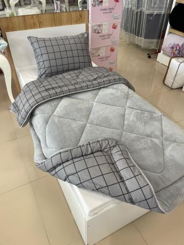 Tekstil Diyarı Tek Kişilik Çift Taraflı Welsoft Yorgan Füme Kare