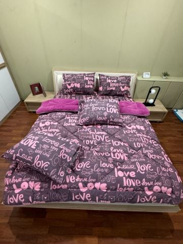 Çift Kişilik Welsoft Pufidik Uyku Seti Mürdüm Love (Lastikli Çarşaflı)