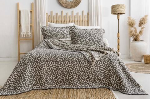Battal Boy Müslin Yatak Örtüsü Seti Leopar Kahve