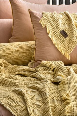 Battal Boy Jakarlı Müslin Yatak Örtüsü Seti Pumila Hardal