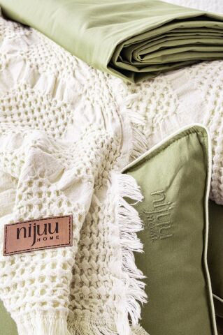 Battal Boy Jakarlı Müslin Yatak Örtüsü Seti Pumila Krem