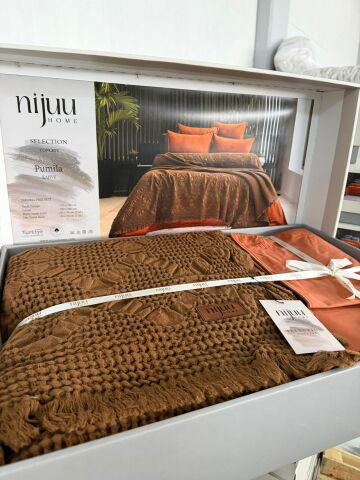 Battal Boy Jakarlı Müslin Yatak Örtüsü Seti Pumila Kahve