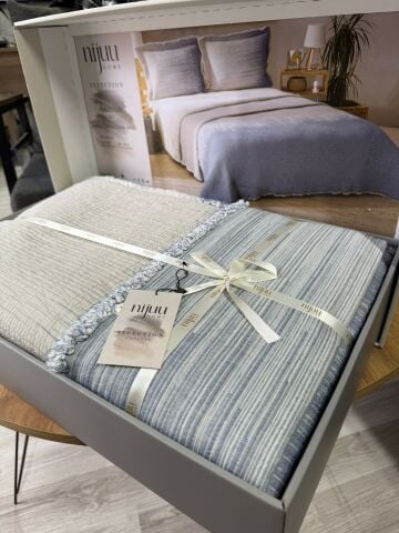 Battal Boy Jakarlı Müslin Yatak Örtüsü Seti Andresan Mavi