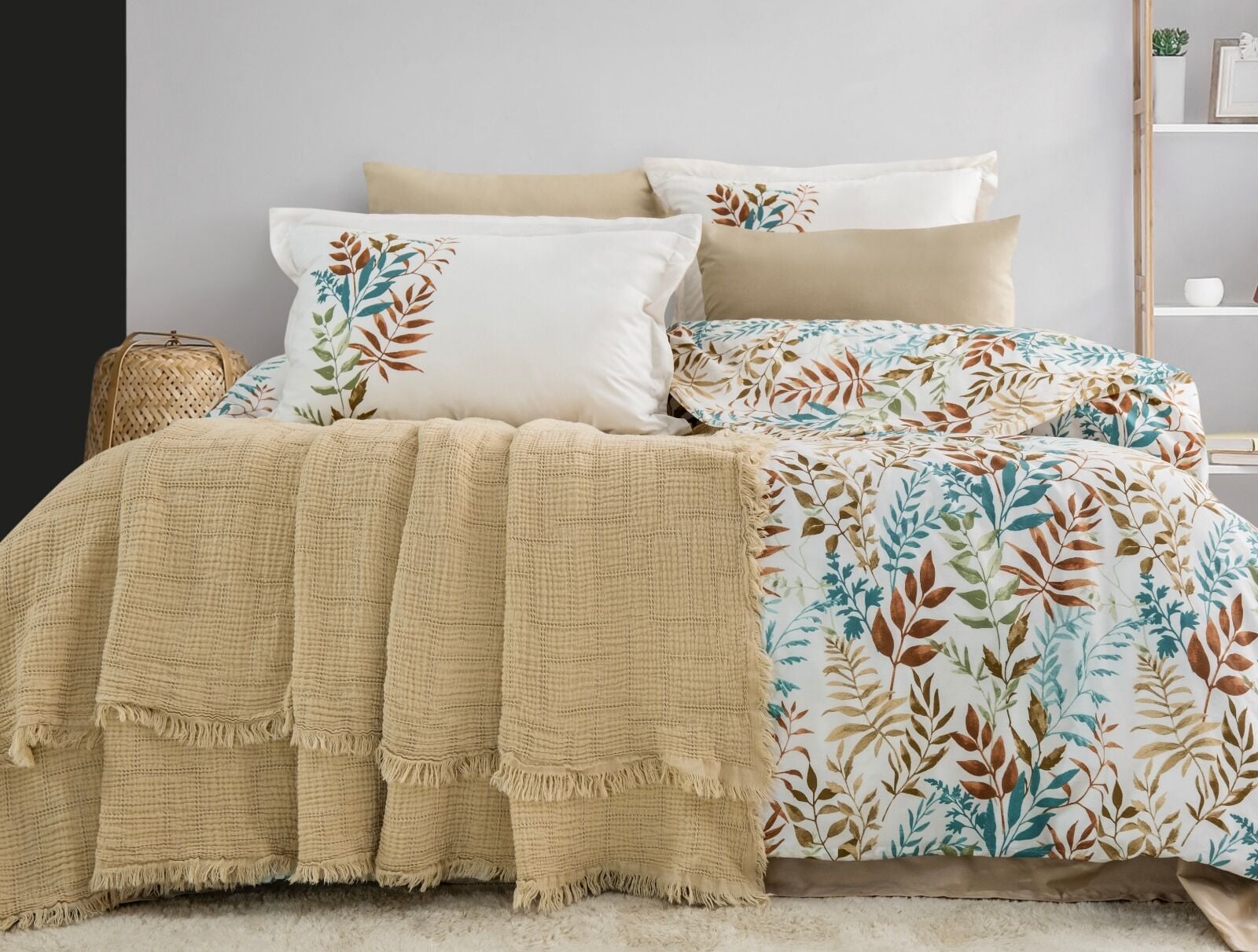 Özel Seri Jakarlı Pikeli Nevresim Takımı Linum Bej