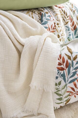 Özel Seri Jakarlı Pikeli Nevresim Takımı Linum Ekru