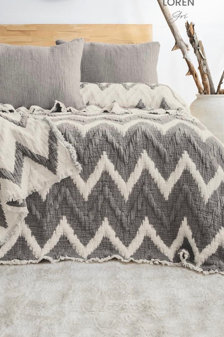 Şaheser Loren Battal Boy Jakarlı 6 kat Müslin Organik Yatak Örtüsü Gri