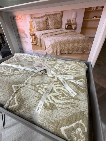 Battal Boy Jakarlı Müslin Yatak Örtüsü Seti Quell Hardal