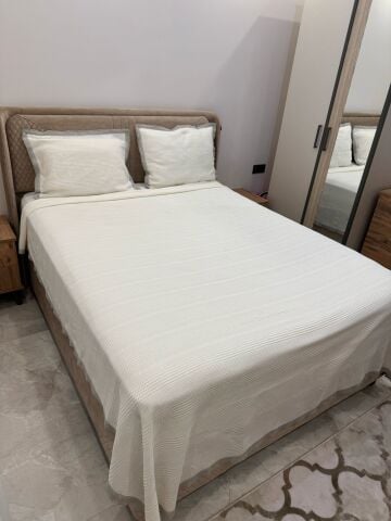 BlueMaison Dantelli Pike Yatak Örtüsü Reyna Krem