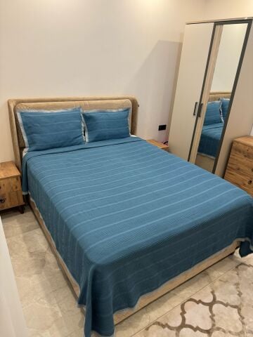 BlueMaison Dantelli Pike Yatak Örtüsü Reyna İndigo
