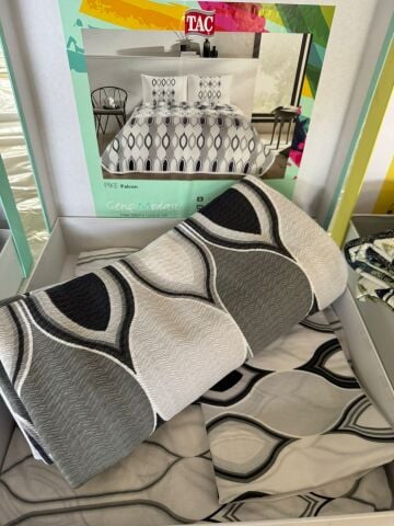 Taç Tek Kişilik Lastikli Çarşaflı Pike Takımı Falcon