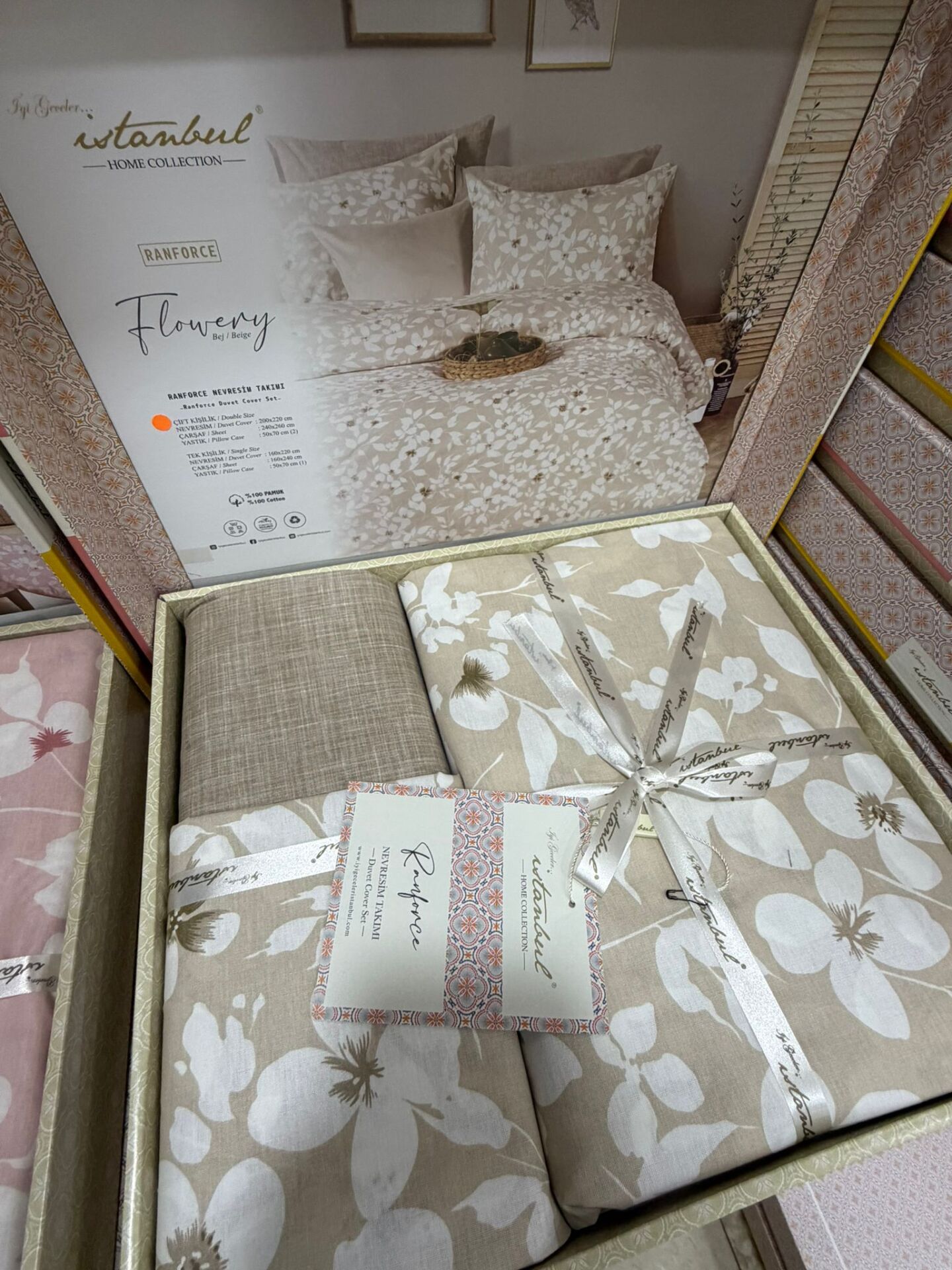 İyi Geceler İstanbul  %100 Pamuk Nevresim Takımı Çift Kişilik Flowery Bej